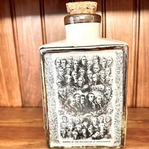 Signers of the Declaration of Independence 200-Year Commemorative Decanter Flask